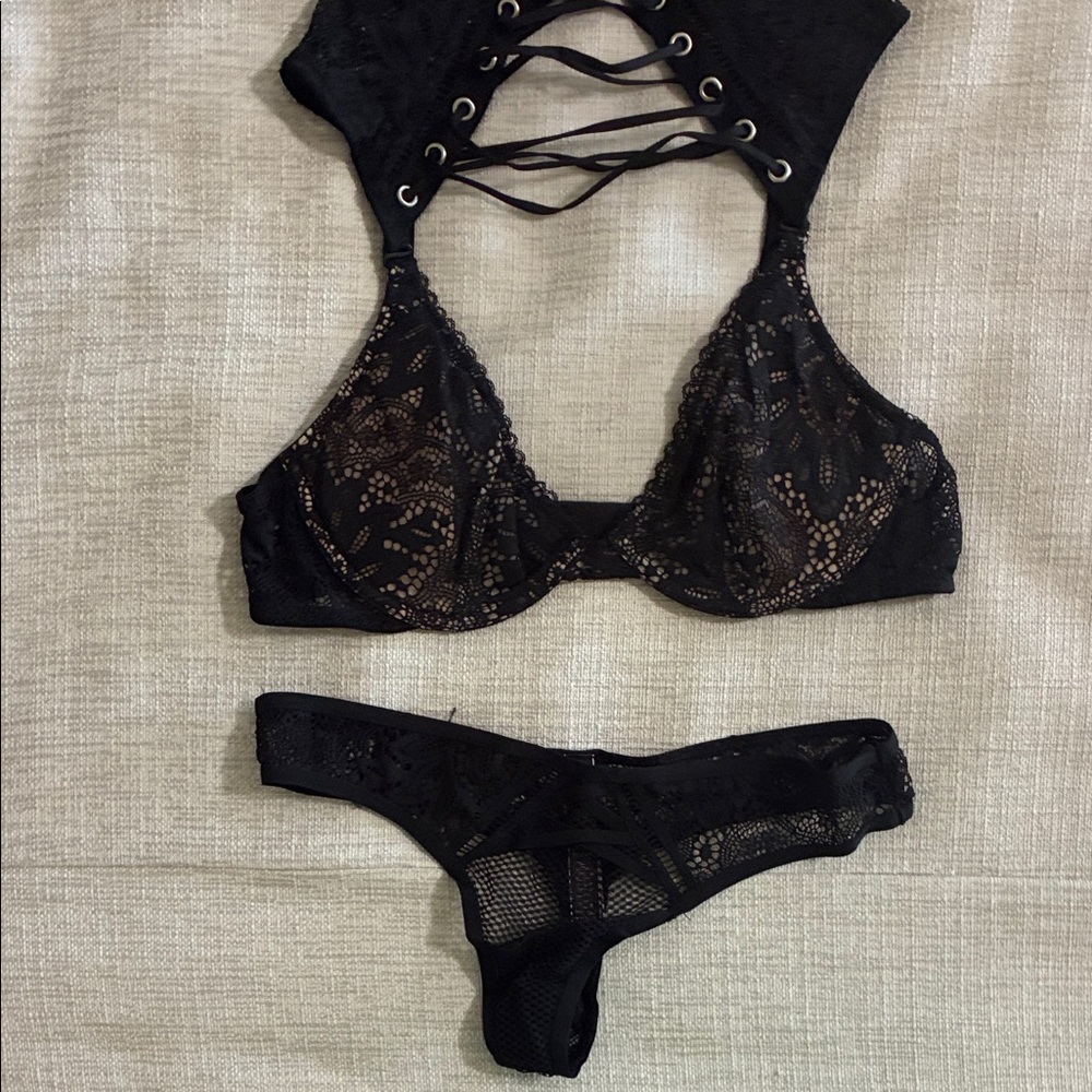 Victoria's Secret Black Lace Bra Set